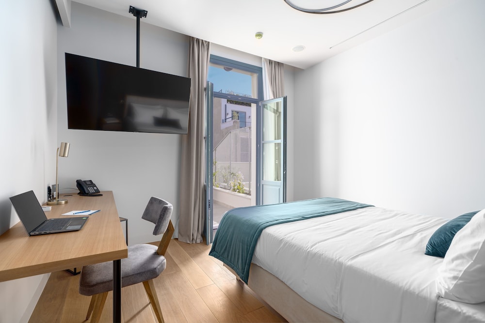 Hellenic Vibes Smart Hotel Athens 10
