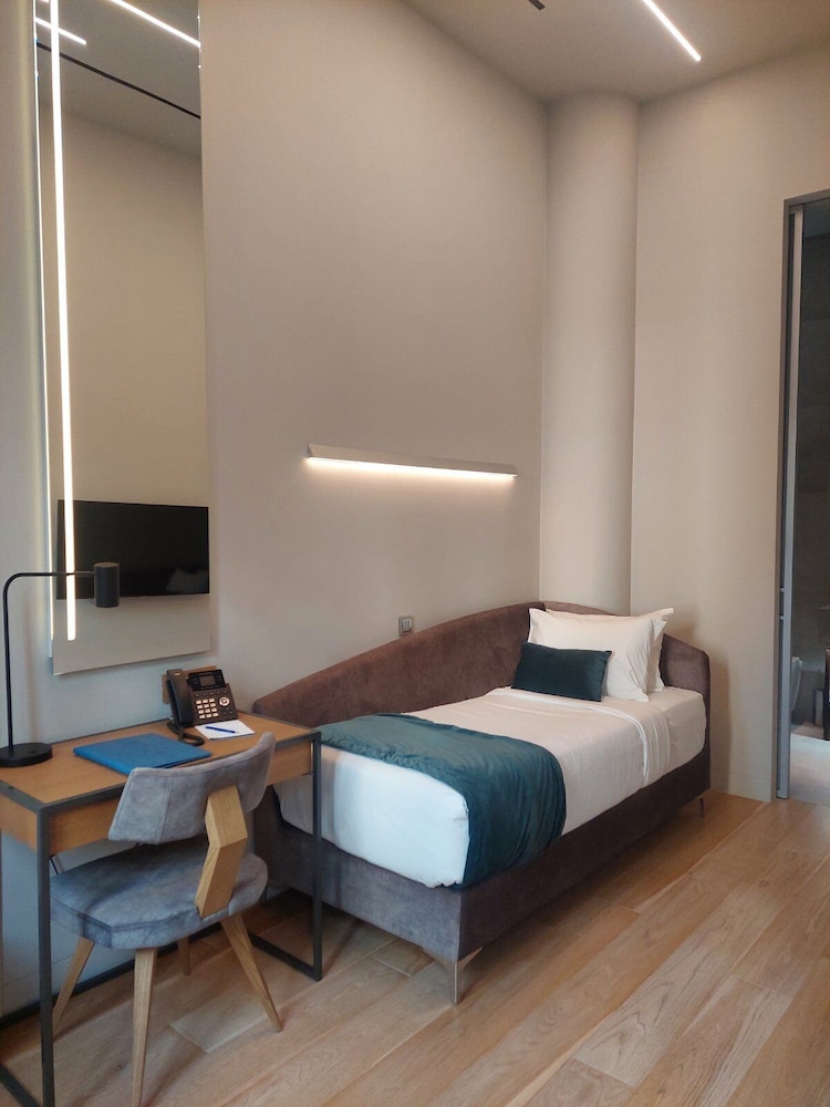 Hellenic Vibes Smart Hotel Athens 23