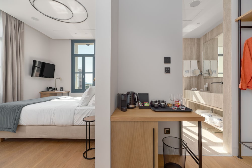 Hellenic Vibes Smart Hotel Athens 8