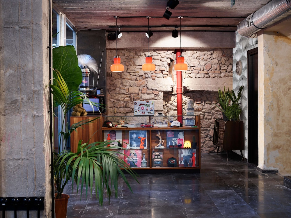 Max Brown Downtown Athens 3