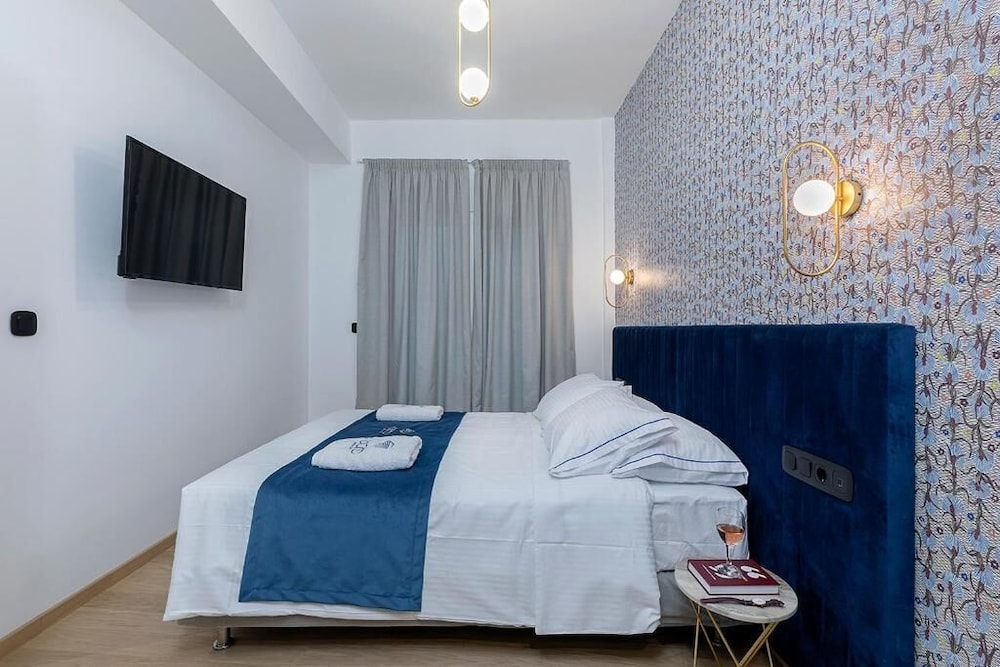 Acro Urban Suites 20