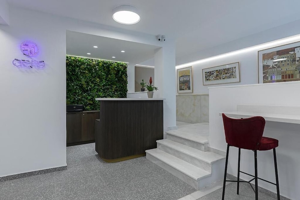 Acro Urban Suites 4