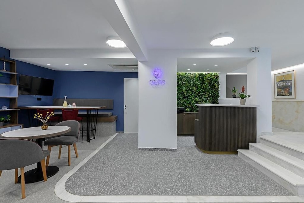 Acro Urban Suites 2