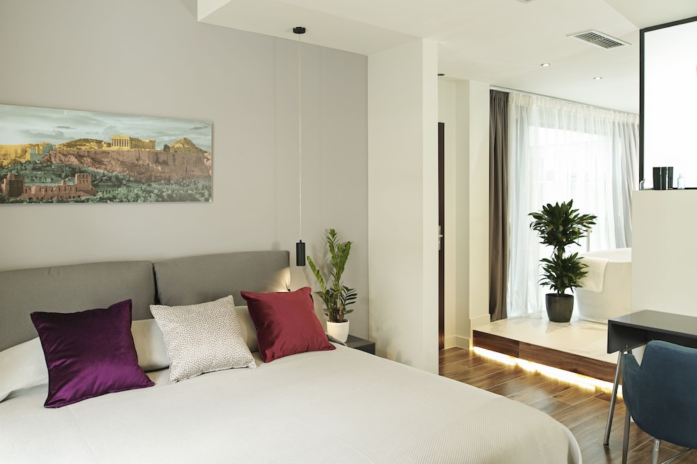 The Gem Society Hotel 18