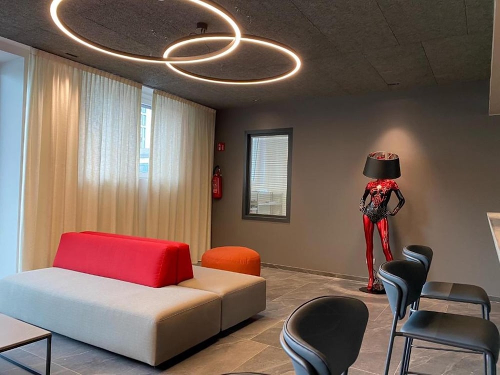 Amedia Milan, Trademark Collection by Wyndham 6