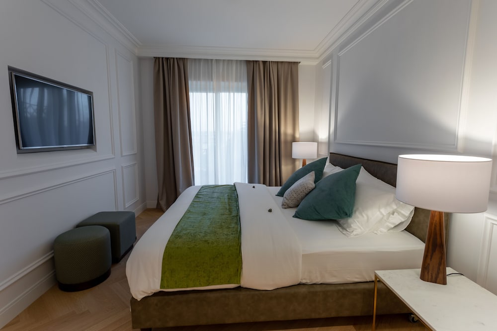 Porto Romano The Marina Resort 11