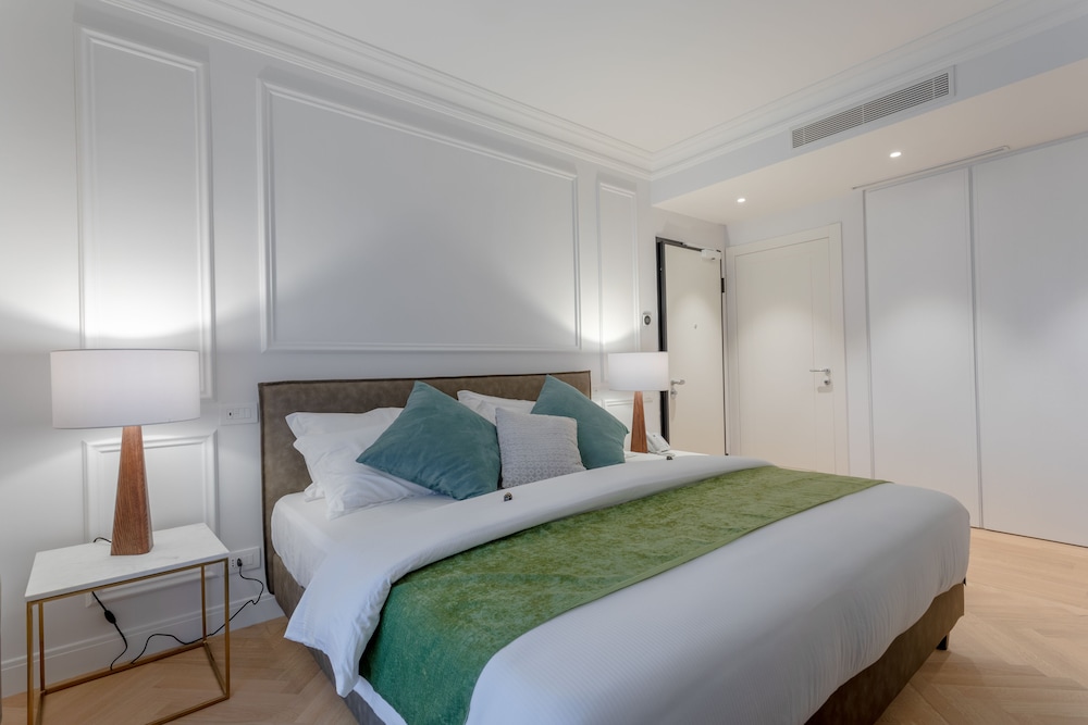 Porto Romano The Marina Resort 10