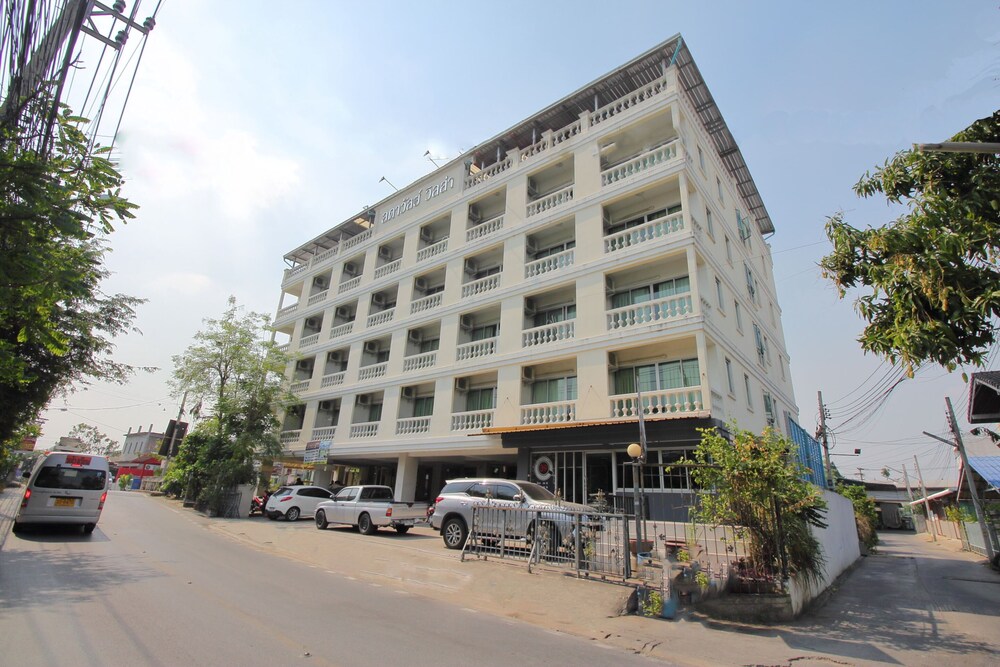 Ladawan Villa by OYO Rooms 5