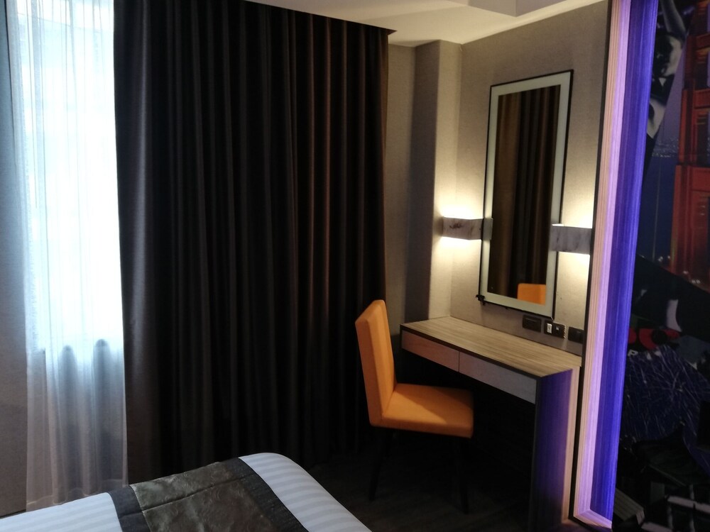 Aspira Silom 1