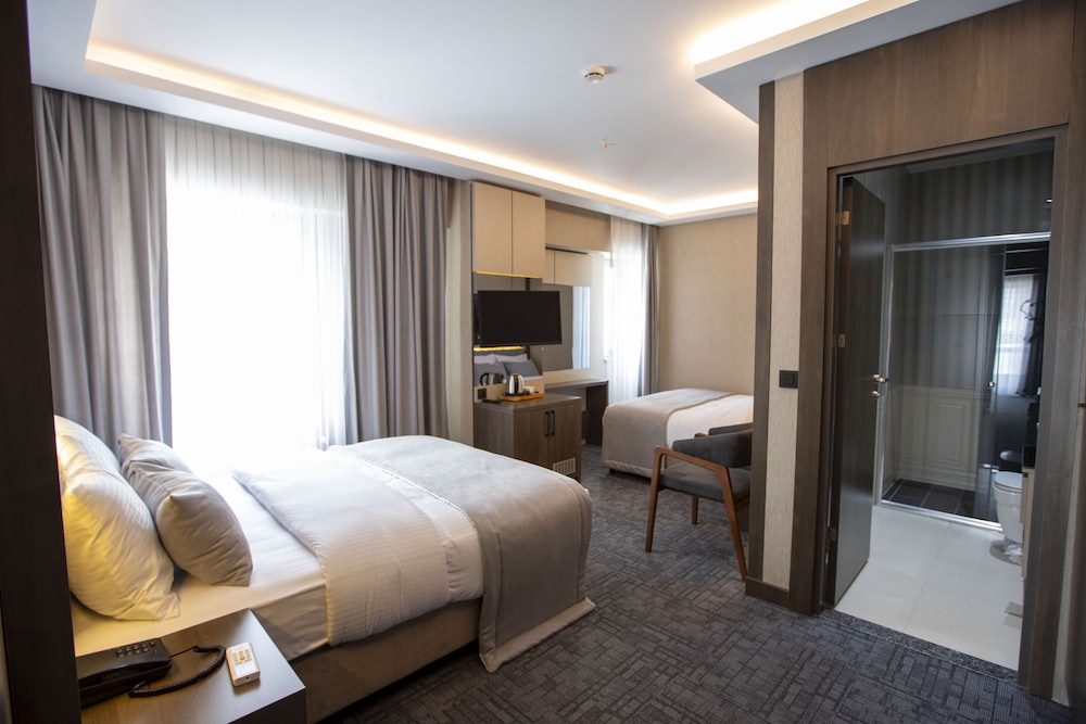 The Green Otel 16