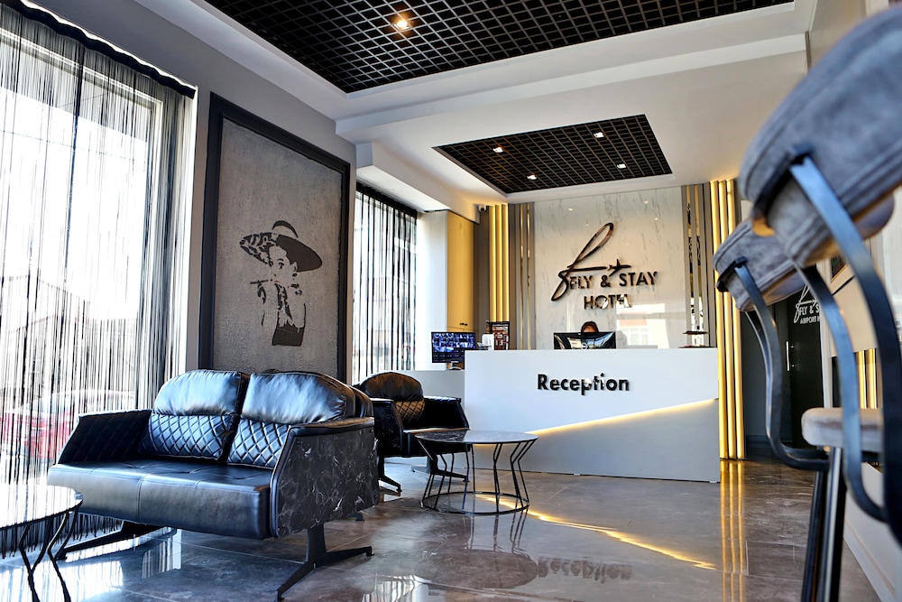 Fly And Stay Airport Hotel 4