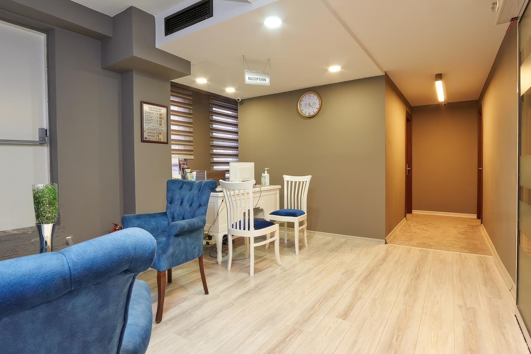 Renzo Hotel 10