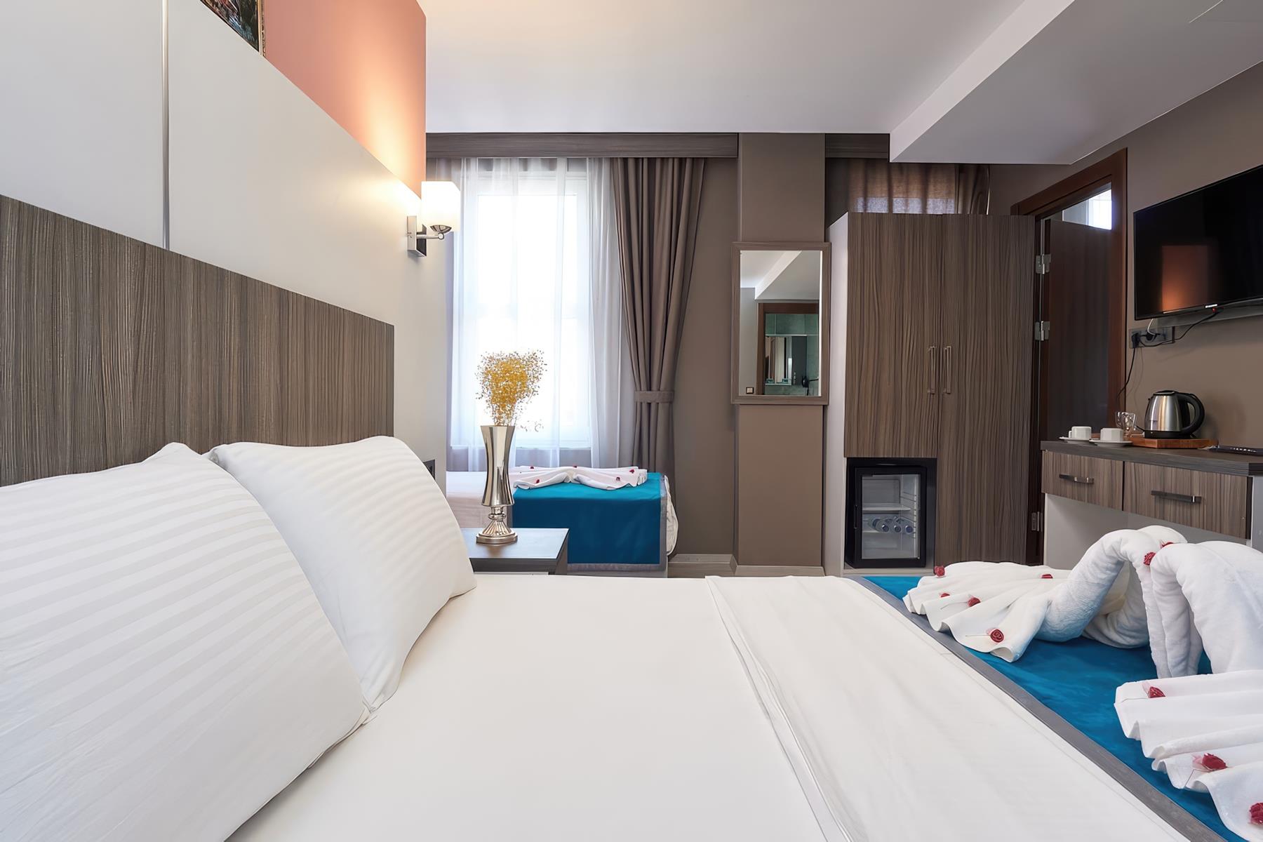 Renzo Hotel 14