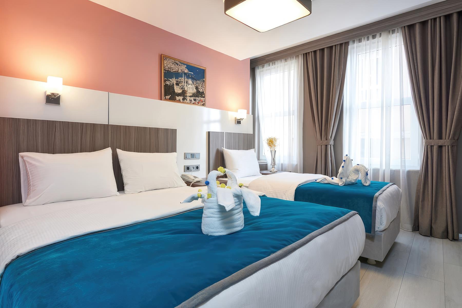 Renzo Hotel 16