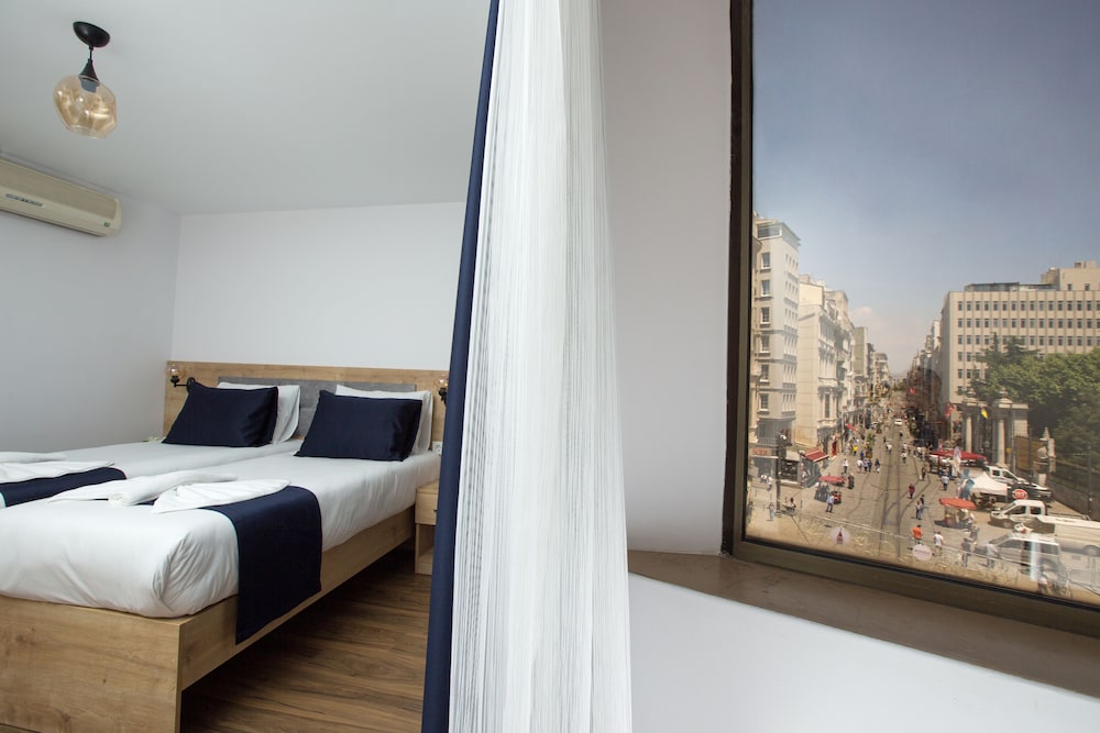 Golden Street Hotel 5