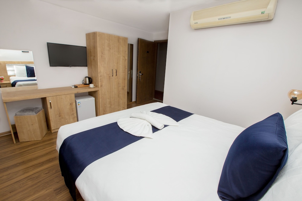 Golden Street Hotel 15