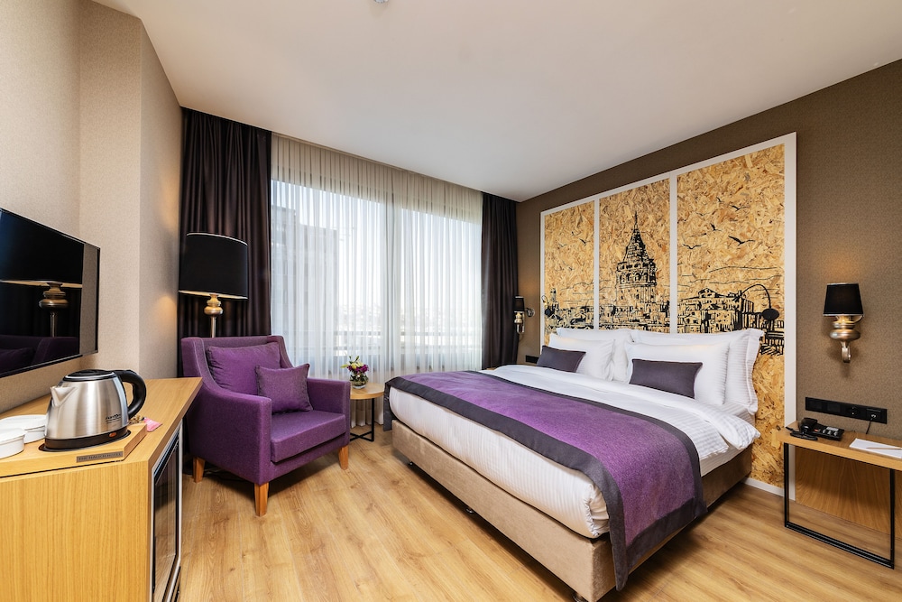 The Halich Hotel 12