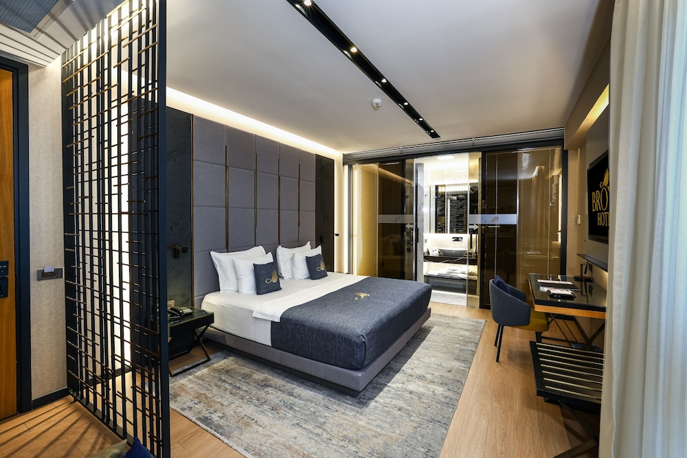 Broyt Hotel 3