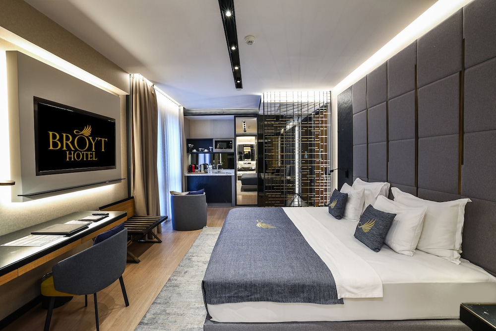 Broyt Hotel 9