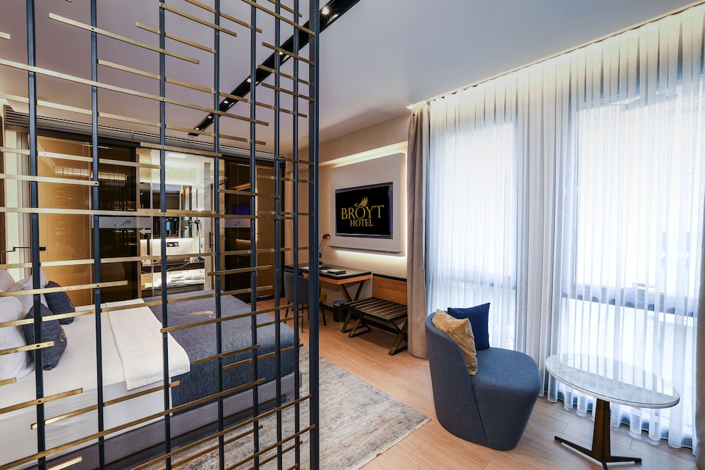 Broyt Hotel 4