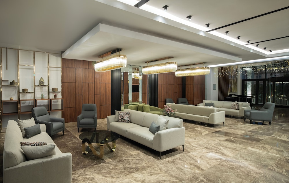 Mövenpick Living Istanbul 4