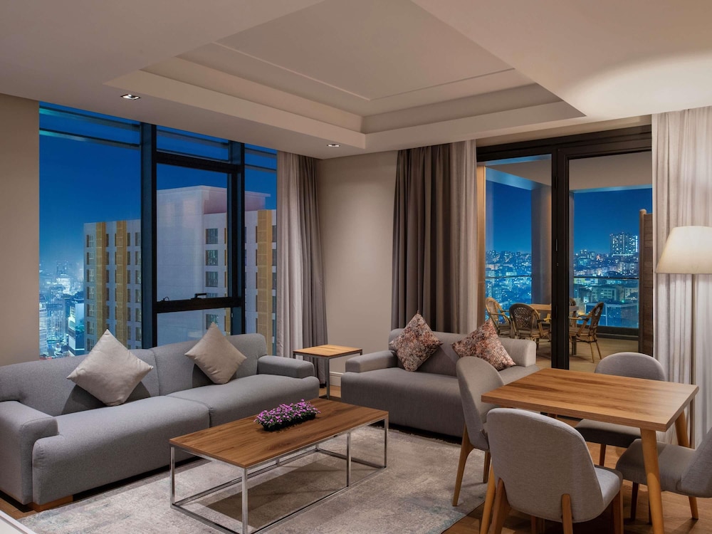 Mövenpick Living Istanbul 12