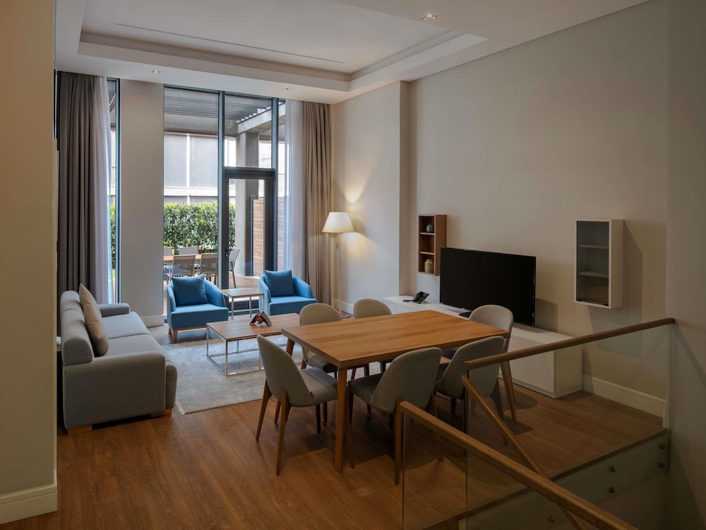 Mövenpick Living Istanbul 24
