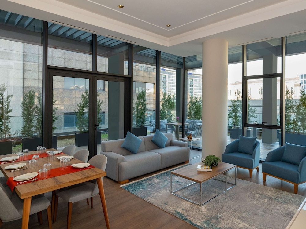 Mövenpick Living Istanbul 7