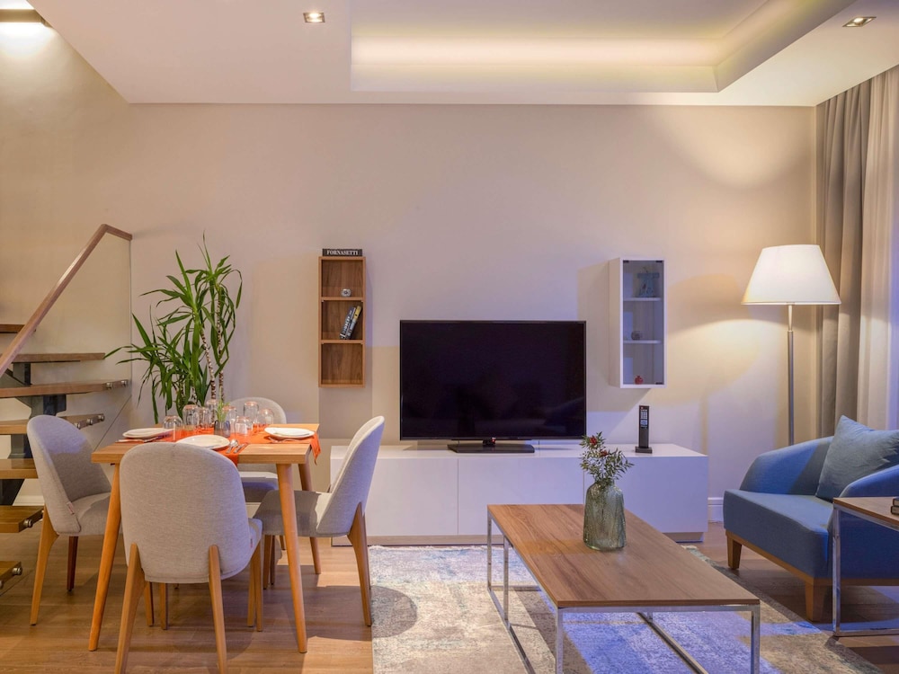 Mövenpick Living Istanbul 11