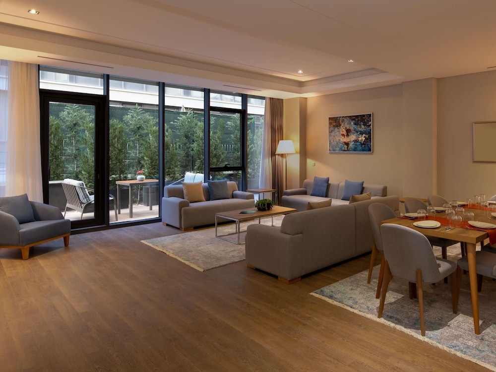 Mövenpick Living Istanbul 21