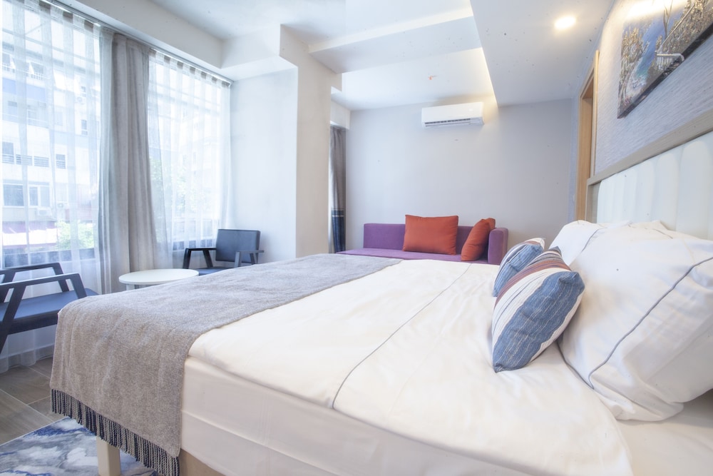 Old Town Point Hotel 20