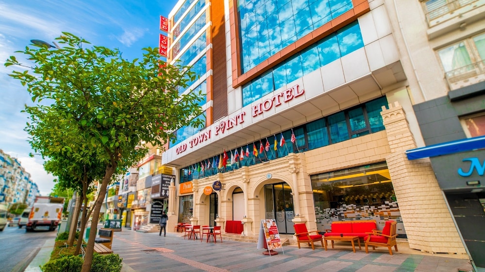 Old Town Point Hotel 1