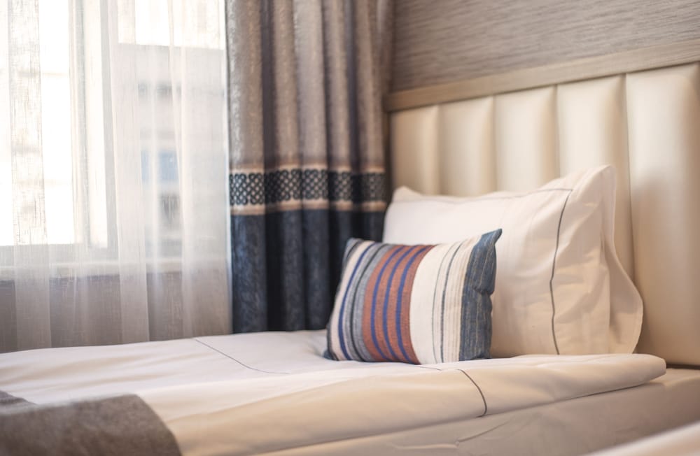Old Town Point Hotel 16
