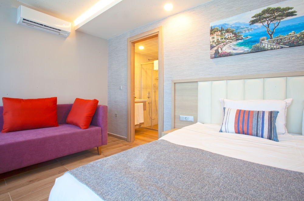 Old Town Point Hotel 18