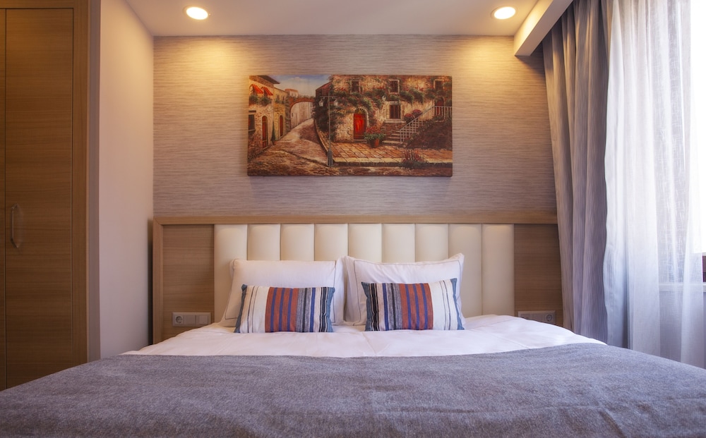 Old Town Point Hotel 9