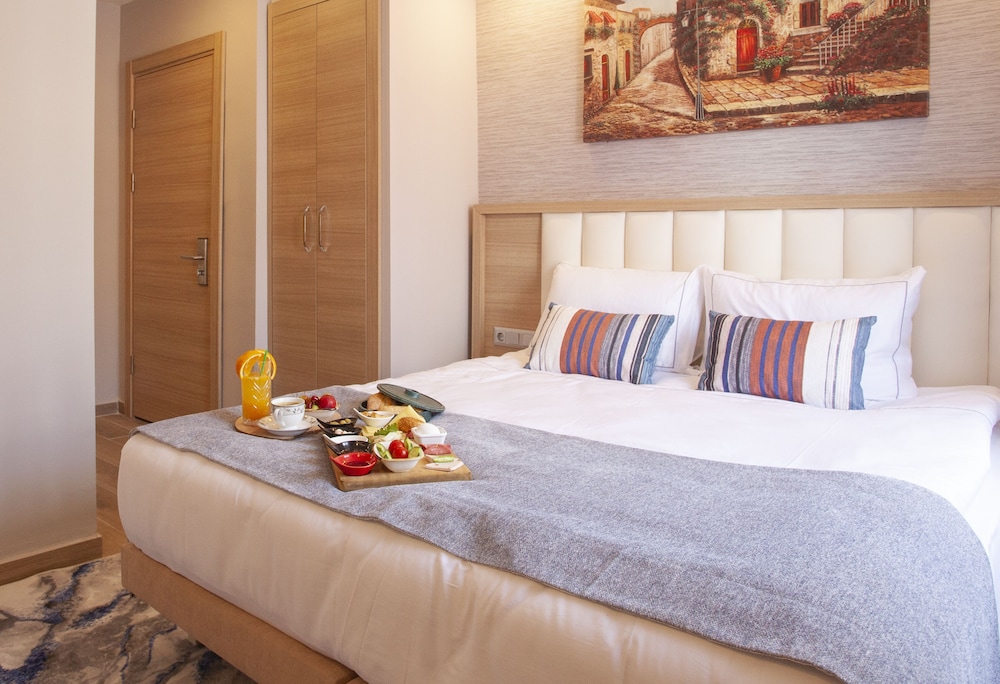 Old Town Point Hotel 8