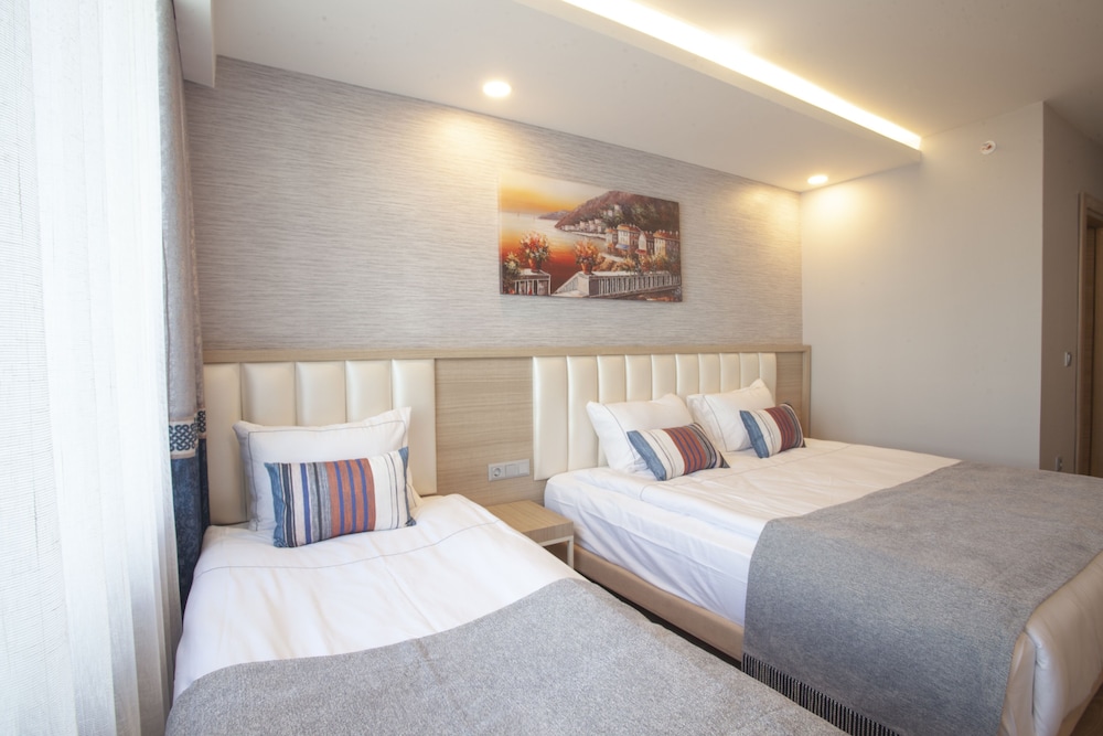 Old Town Point Hotel 12