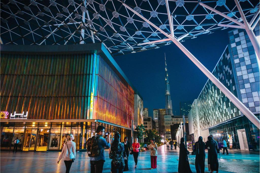 Rove City Walk 9
