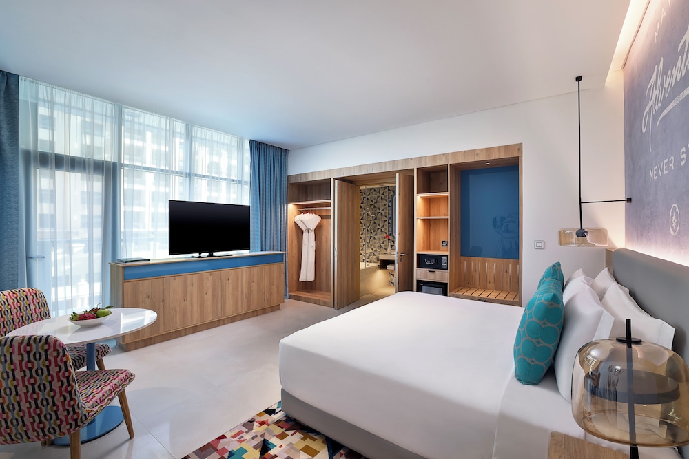 NH Collection Dubai The Palm 12