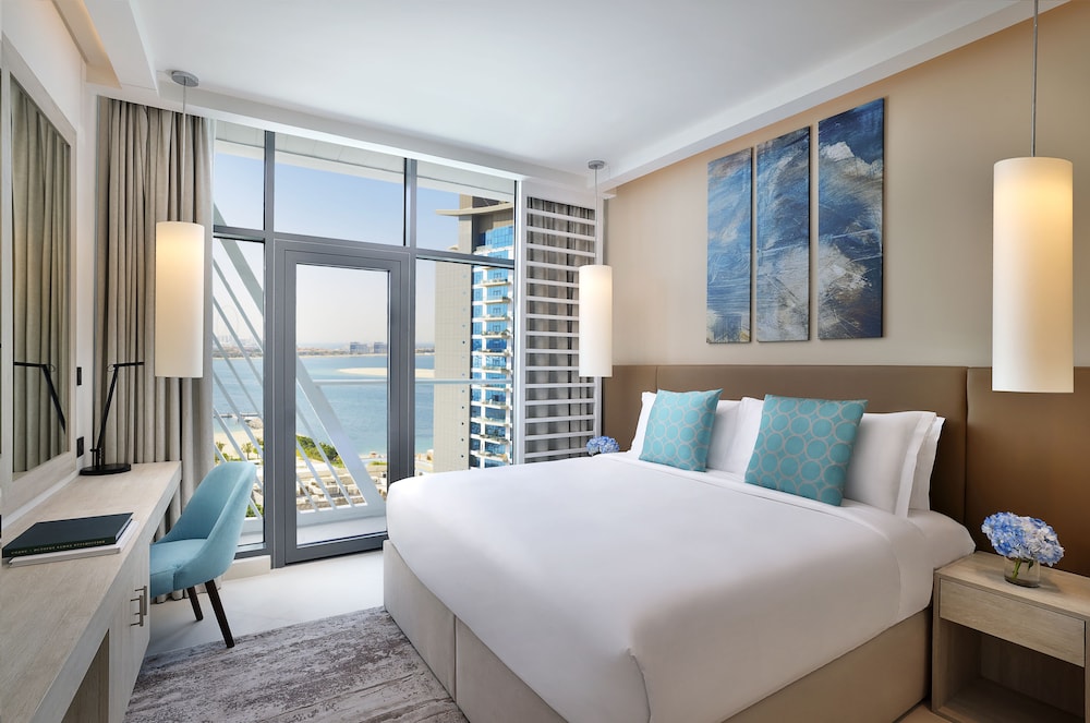 NH Collection Dubai The Palm 22