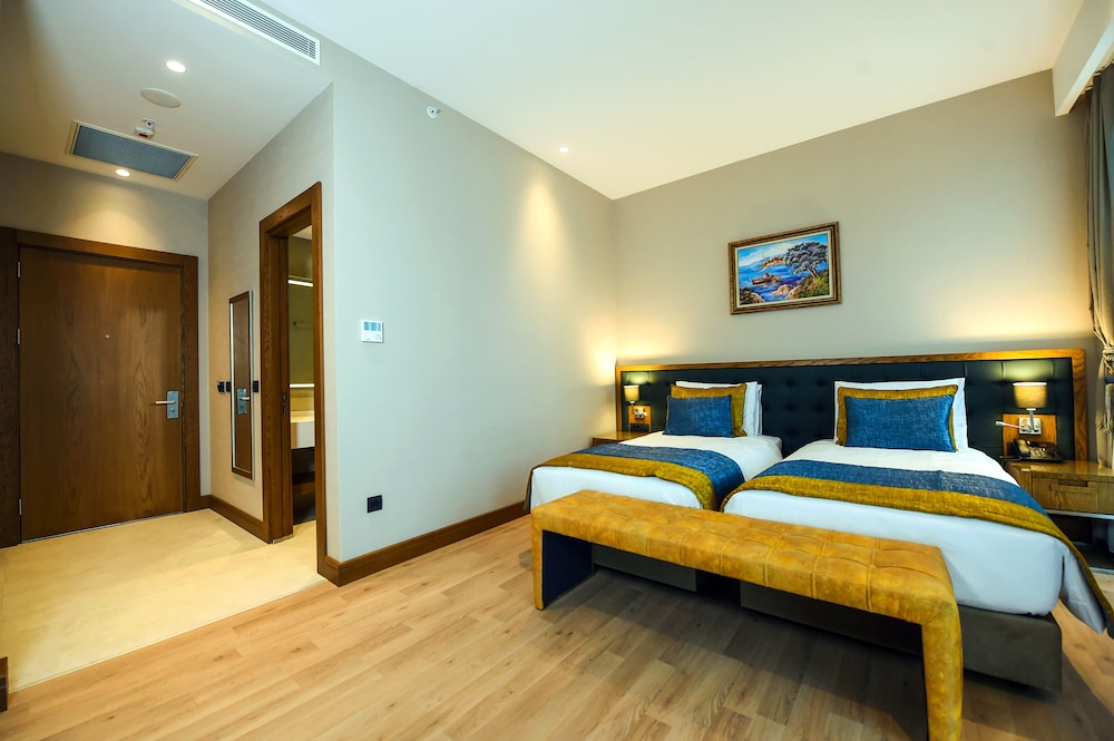 Cher Hotel & Spa Istanbul 12