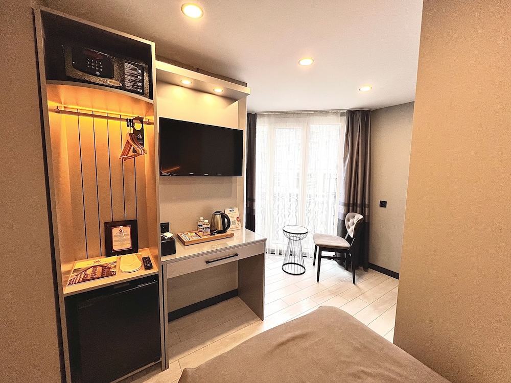 White Corner Hotel 23