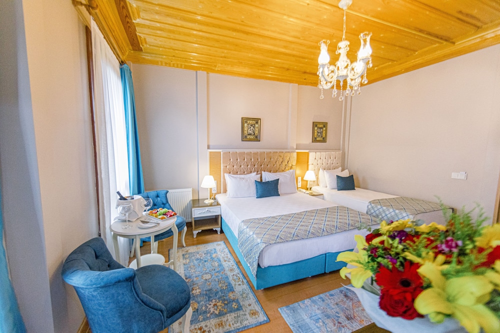 Acacia Mansion Hotel 11
