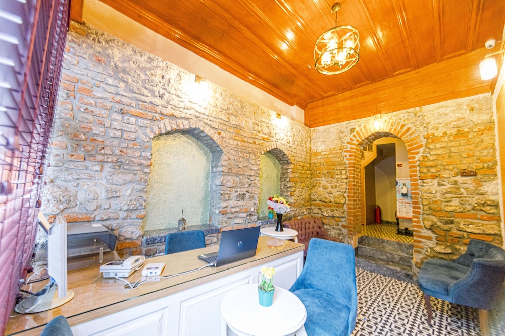 Acacia Mansion Hotel 4