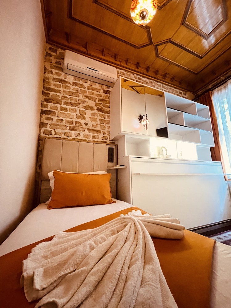 Astra Boutique Hotel 16