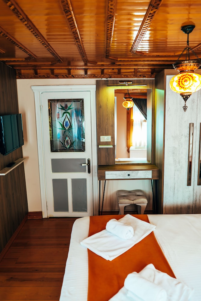 Astra Boutique Hotel 8