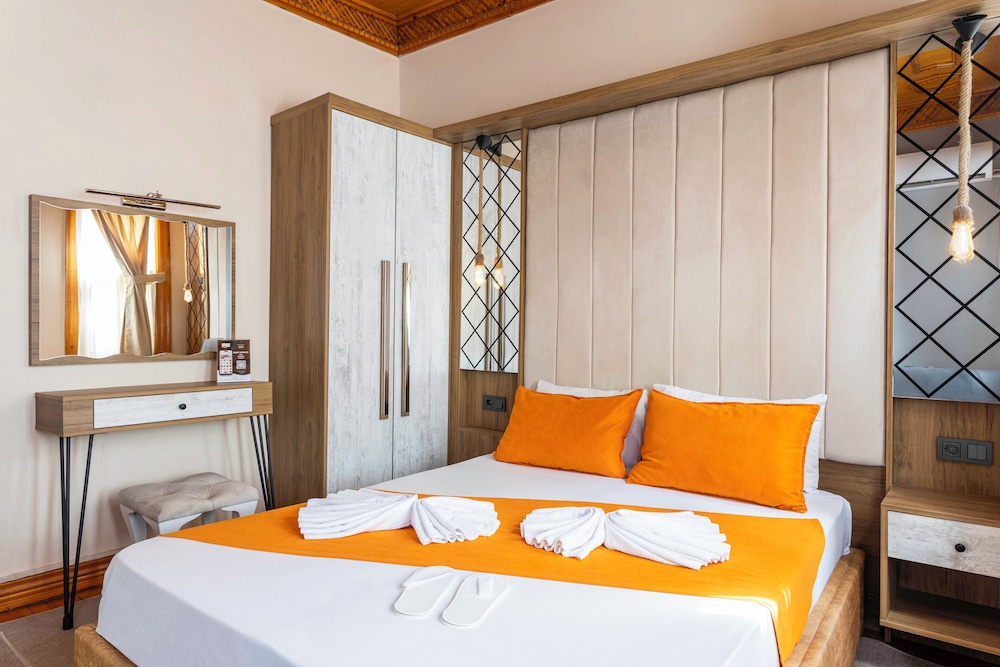 Astra Boutique Hotel 23