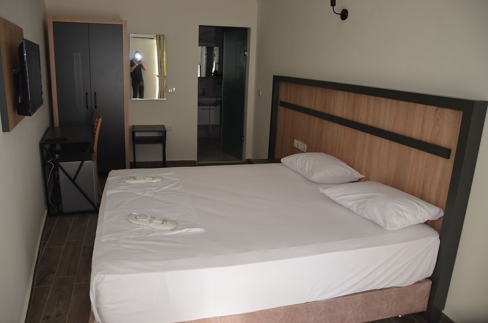 Piyes Otel 22