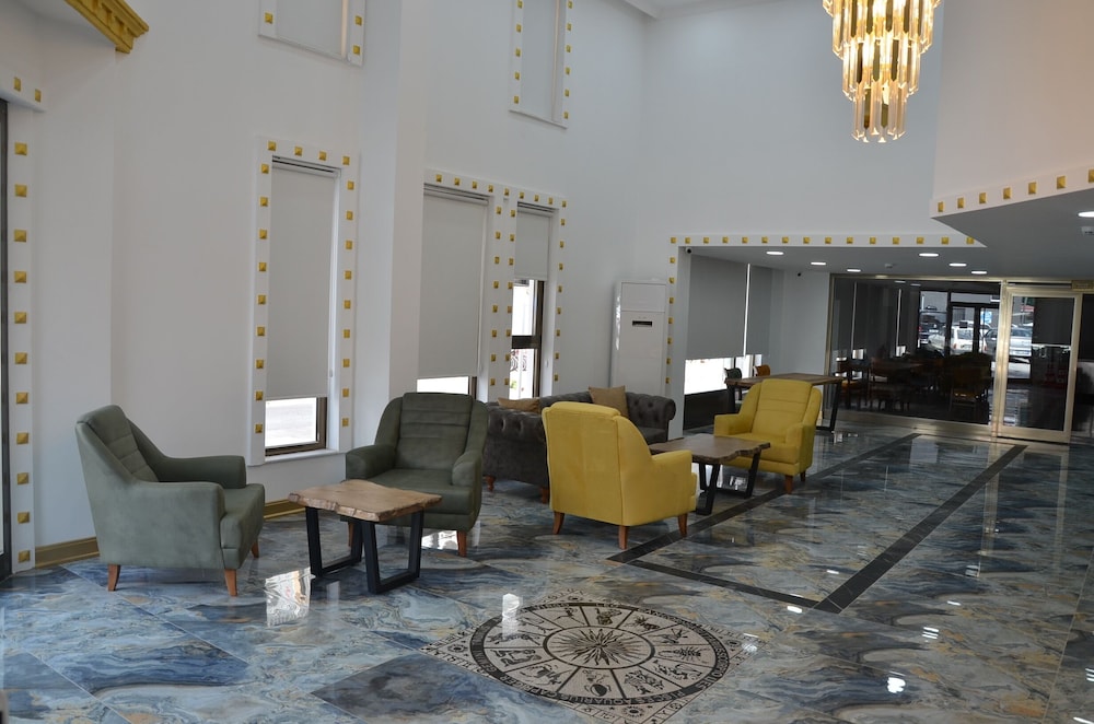 Piyes Otel 12