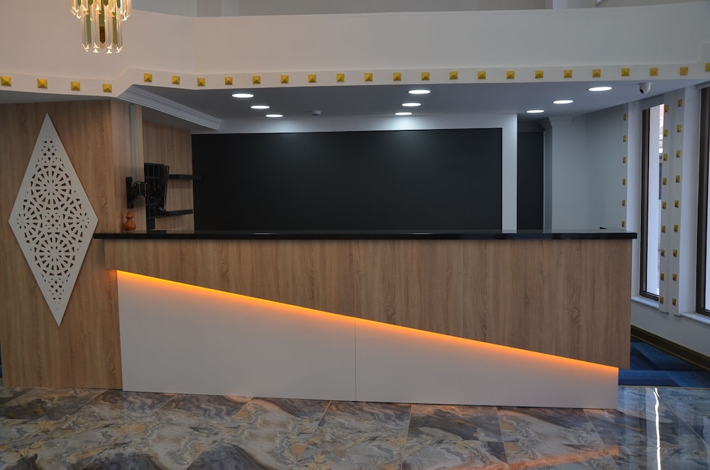 Piyes Otel 5